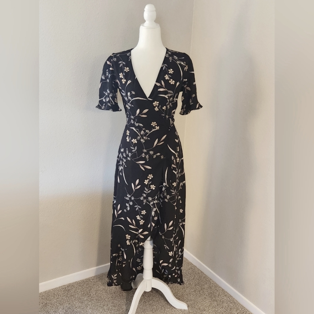 Lulu's Black Floral Wrap Dress size 2